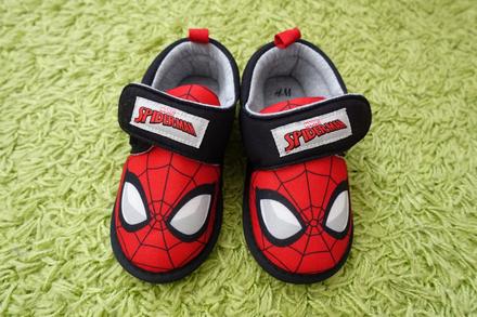 Papuče spiderman, h&m,28