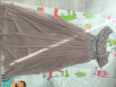 Spoločenské šaty aj ako tehotenské/popolnočné, 