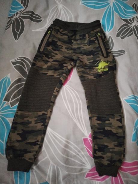 Teplaky pre chlapca, 122