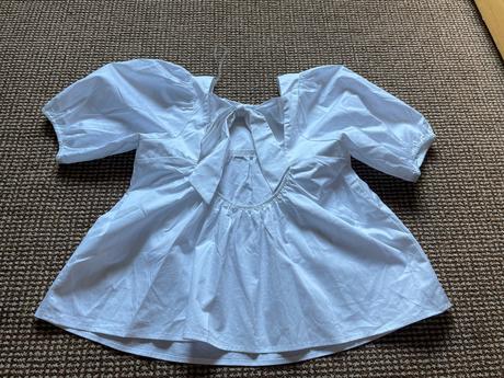 Snehobiela bluzka m s holym chrbtom, m