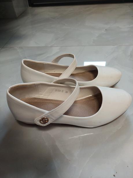 Biele lodičky na 1.sv.prijímanie, 36