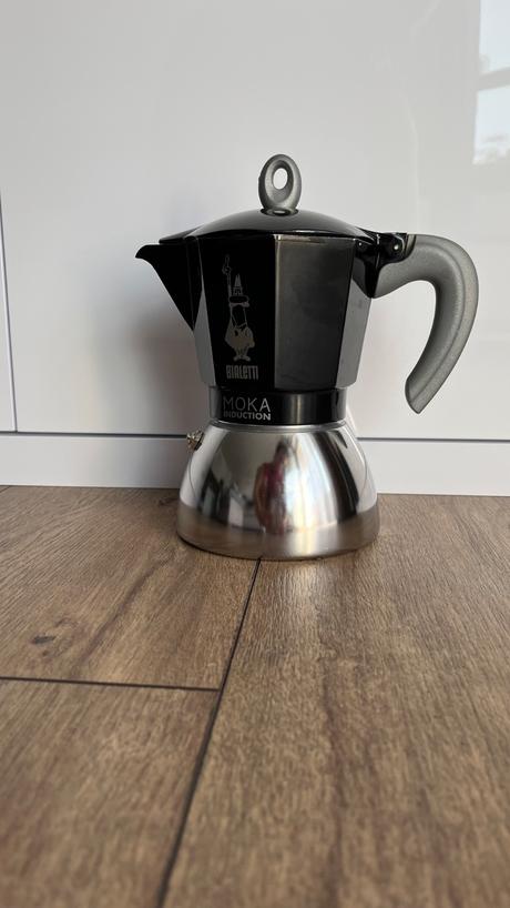 Moka kávovar,