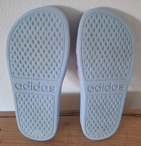 Šľapky adidas veľkosť 32, adidas,32