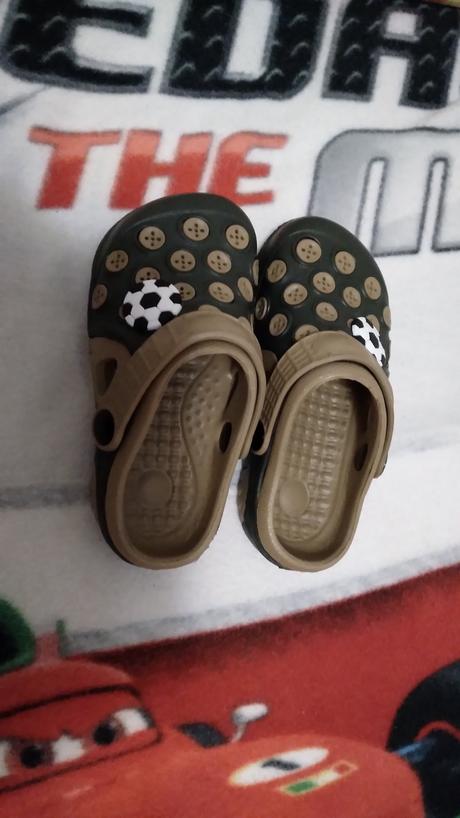 Šľapky s loptou č.24/25, 24