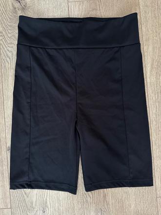 Cyklisticke kratasy, s