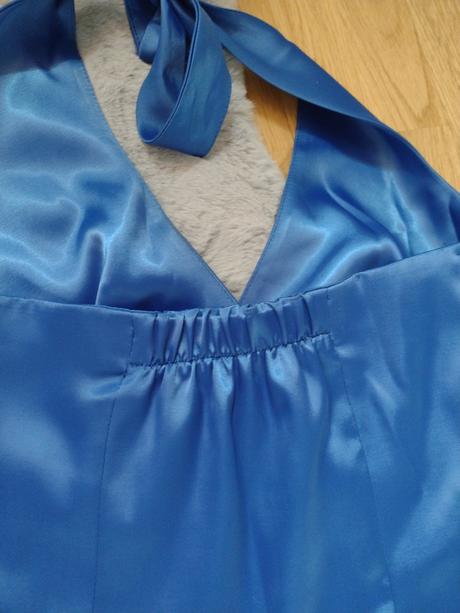 Svetlomodré šaty, 36