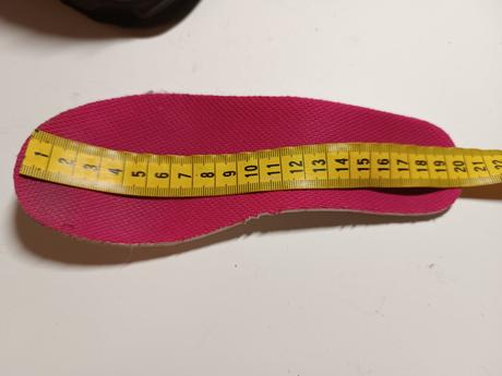 Turistické topánky, 31