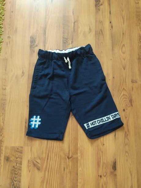 Teplákové kraťasy 146/152 nenosené, kik,146