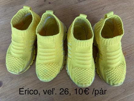 Tenisky - našuchovačky, 26