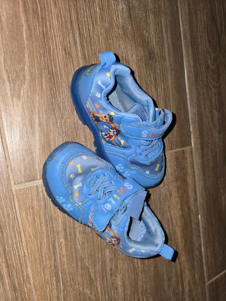 Botasky blikajúce č.28, 28