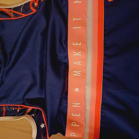 Športové saty/dres, zara,134