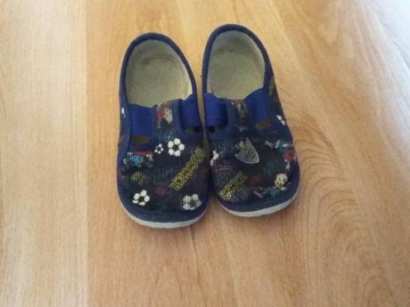 Papučky, 21
