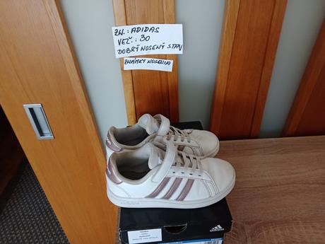 Dievčenské botasky zn.adidas veľ.30, adidas,30