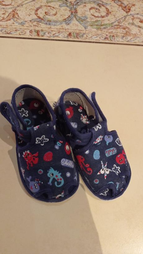 Papucky, 20