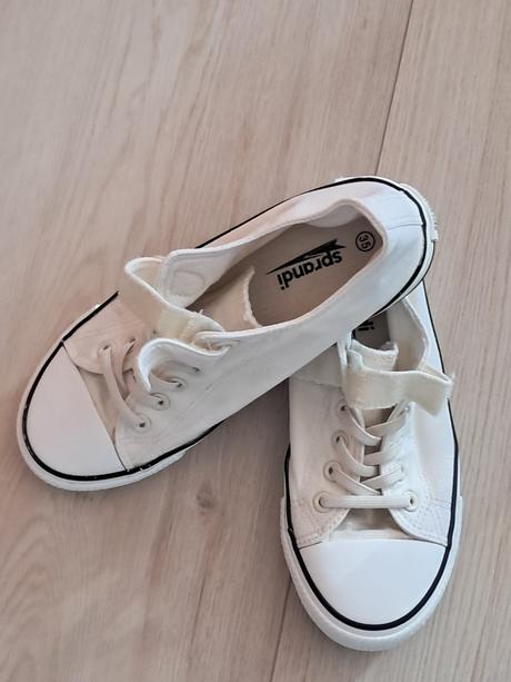 Tenisky v.35, sprandi,35