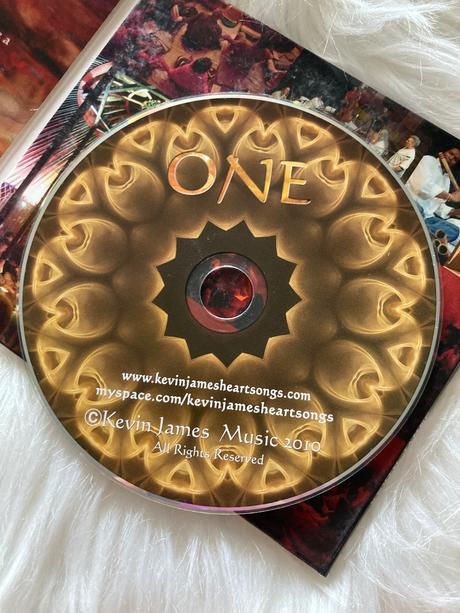 Cd kevin james one, 