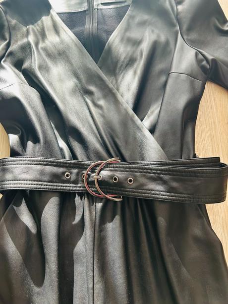 Skvelý koženkový overal značky mohito,pc 54,99 eur, mohito,s