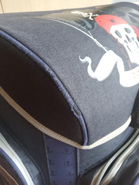 Školská taška+ peračník+ vrecko, 