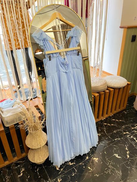 Spoločenské plisované šaty pre moletky asos, 46