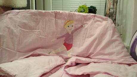 Hniezdo okolo veľkej postele, šírka (cm): 35