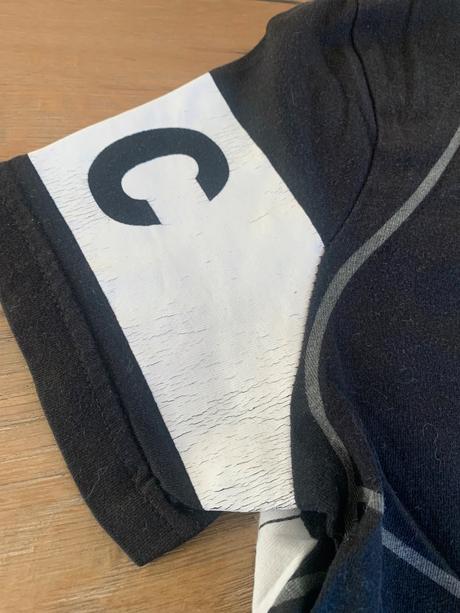 Tričko futbal meniace flitre, 134-140, desigual,134