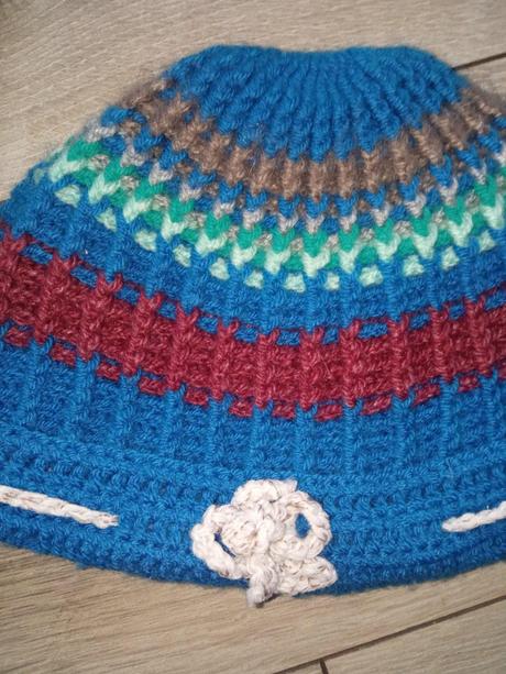 Dievčenská farebná zimná čiapka, 104