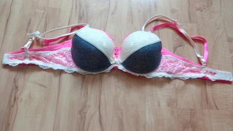 Krémová čipkovaná podprsenka - takko, takko,80c