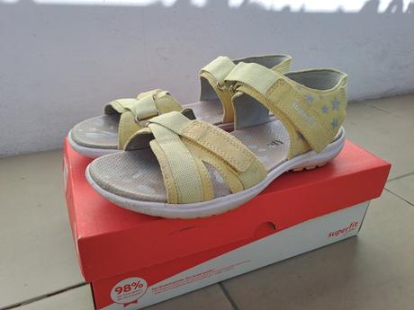 Sandálky, superfit,37
