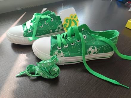 Futbalové tenisky, 34