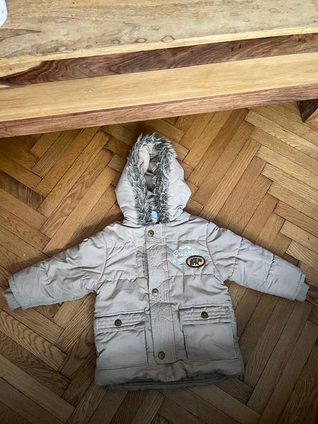 Zimna bunda, c&a,86