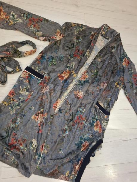 Krásny sexi župan so zary, zara,s