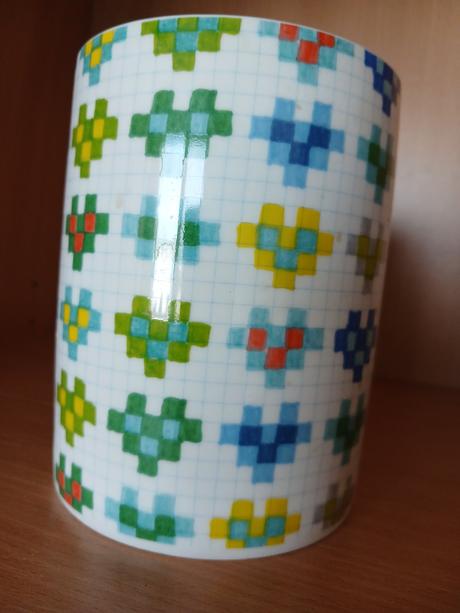 Keramická nádoba 14,5x11 cm,