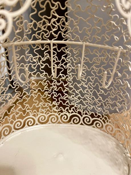 Stojan na bižuteriu / šperky, 