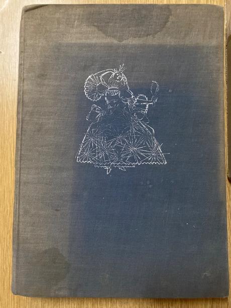 Kniha- princezná rozprávka, 