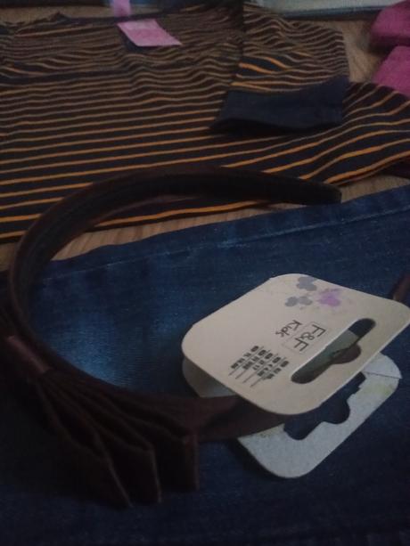 Balík oblečenia do školy pre slečnu veľ.128 super, 122–134