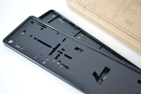 Tenké držiaky špz, 