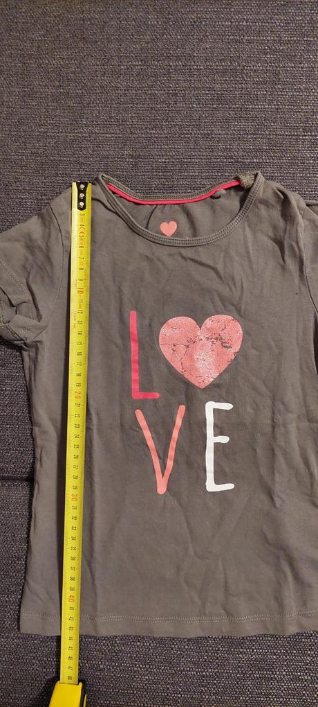 Tričko v.110/116, lupilu,110