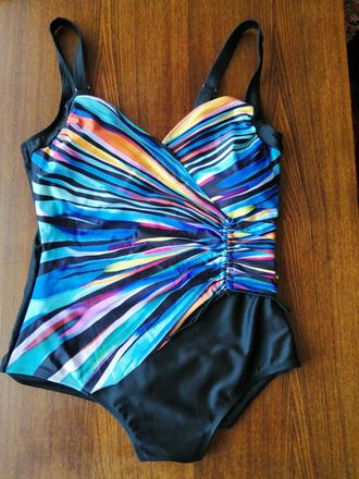 Dámske jednodielne plavky, l