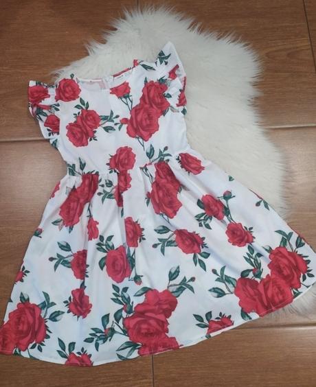 Letné šatky, 122 / 128