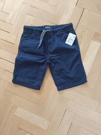 Kraťasy 2ks, c&a,152