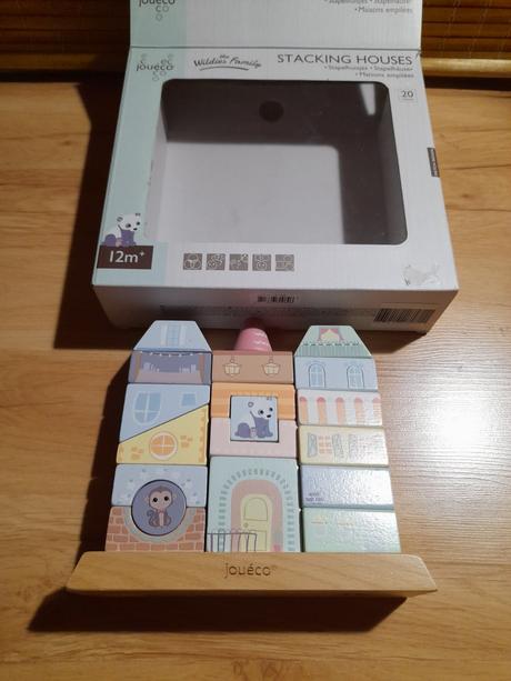 Drevený stohovací domček, 