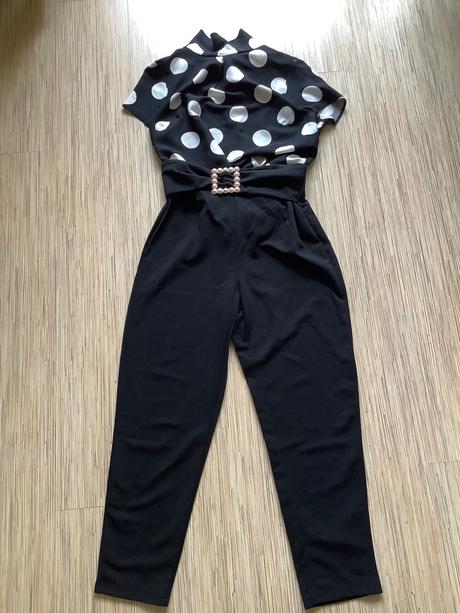 Krasne nohavice so sponou, m