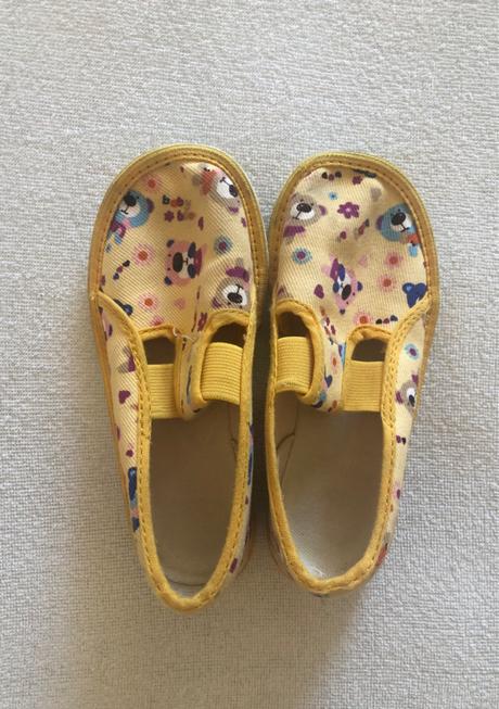 Žlté medvedíkové papuče bokap, 24, 24