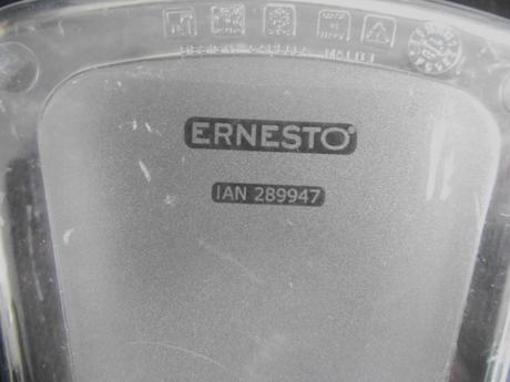 Dóza na parmezán a cibuľu ernesto,