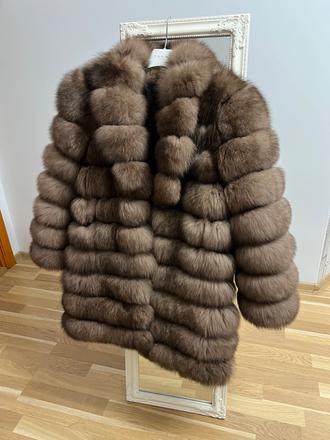 Ekluzivny husty luxusny kožuch z lišky, m