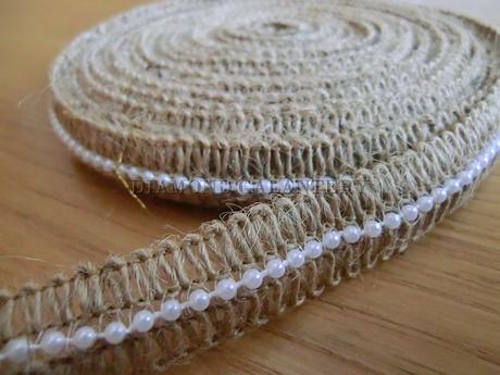 Jutová stuha s perličkou 15 mm,