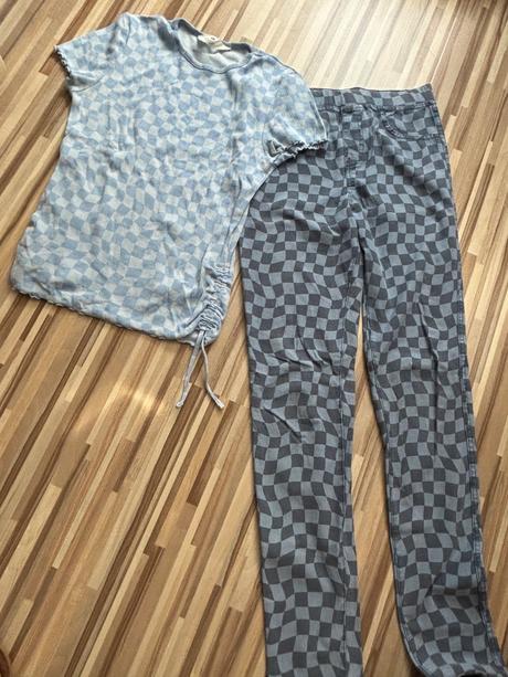 Šachovnicový komplet, h&m,158