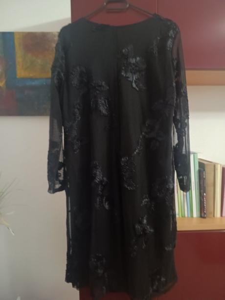 Spoločenské šaty, 46