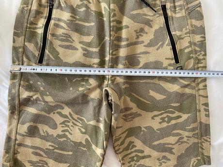 Šortky gap, gap,146