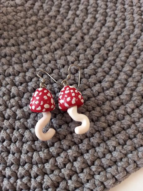 Náušnice muchotravky, 